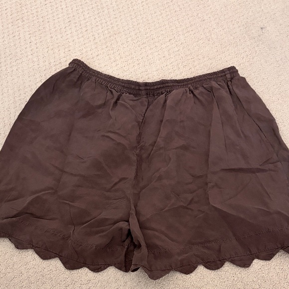 ALOHAS Women's High Waist Brown Shorts - Picture 3 of 3